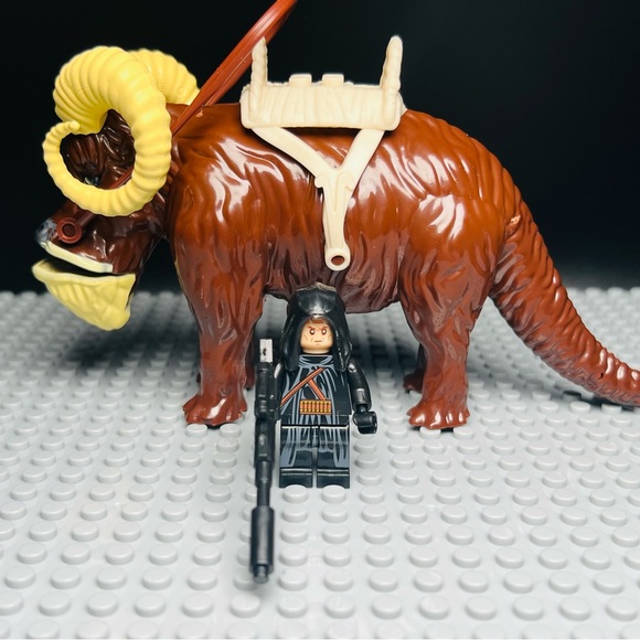 Star Wars Bantha Custom Minifigures - Picture 4 of 4